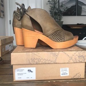 Free People Revolver Clog